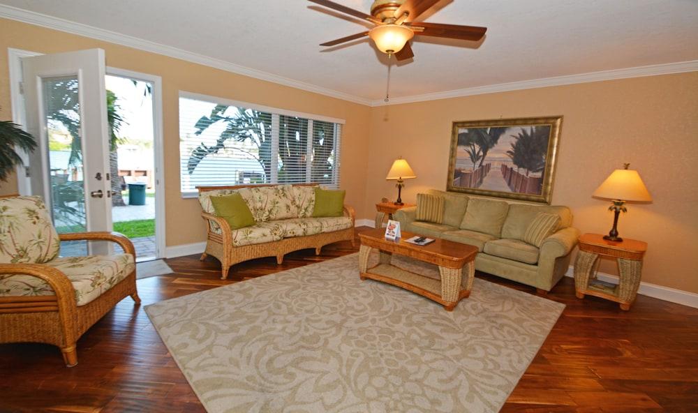 Westwinds Waterfront Resort St. Pete Beach Kültér fotó