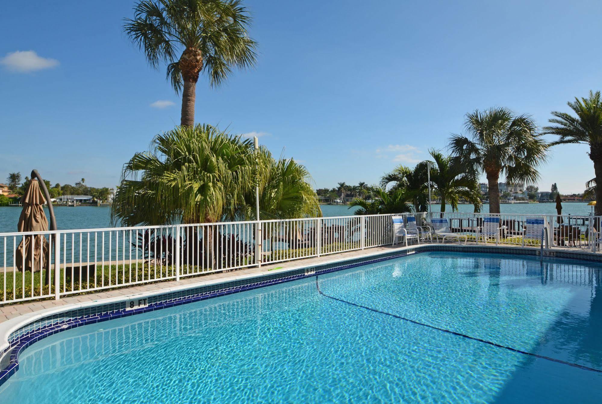 Westwinds Waterfront Resort St. Pete Beach Kültér fotó